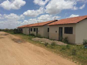 Casas em Minador do Negrão