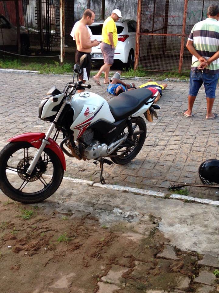 Suspeitos utilizavam uma motocicleta nos assaltos