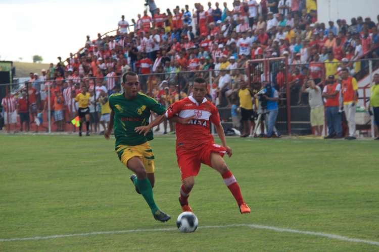 Melhor na partida o CRB voltou a campo para definir a partida e goleou o Sete por 4 a 1