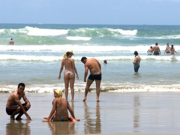 Um dos afogamentos aconteceu na praia da Enseada, em Guarujá 