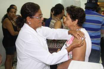 Vacinação-contra-a-H1N1-Foto-Maciel-Rufino-Secom-Maceió-009-1024x682-768x512