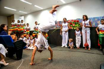 Crianças e adolescentes participaram da abertura