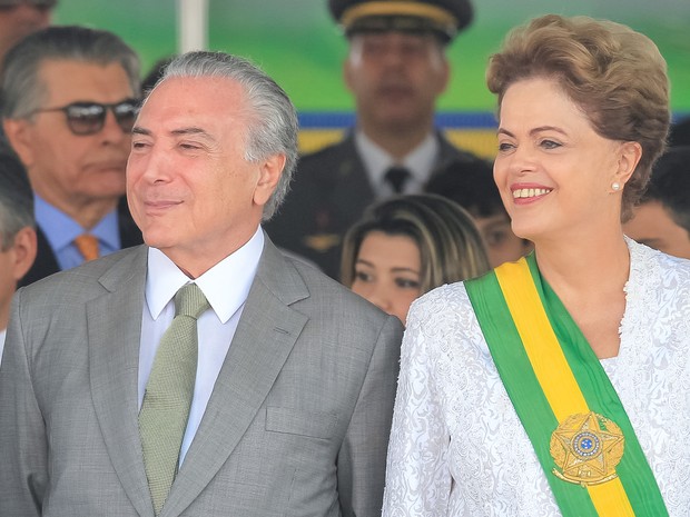 Michel Temer, com a então presidente Dilma Rousseff, durante o Desfile de 7 de Setembro do ano passado, na Esplanada dos Ministérios