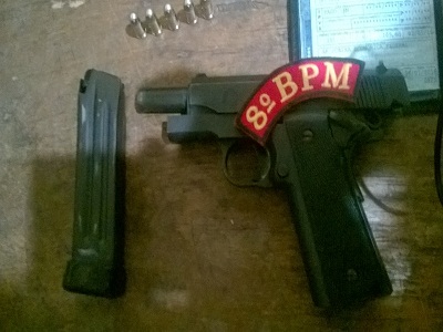 Pistola calibre 38 apreendida por policiais militares do 8º BPM 