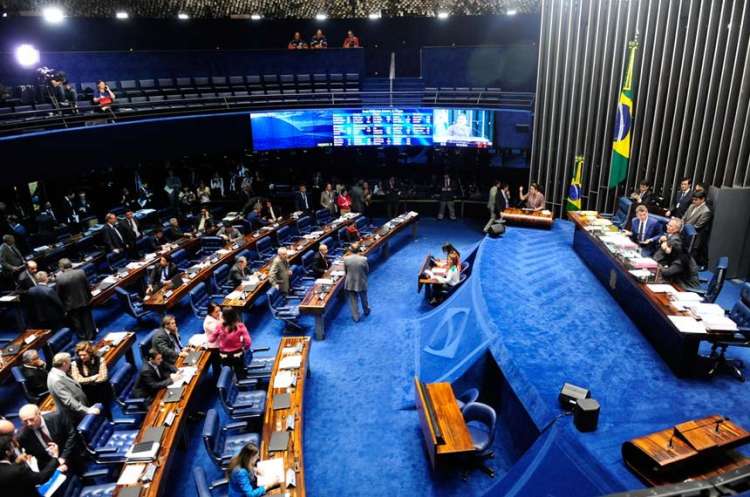 Sessão do Senado Federal que aprovou o projeto que dá efetividade ao limite de remuneração imposto pela Constituição aos agentes públicos, acabando com os supersalários