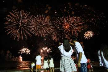 Queima de fogos acontecerá em cinco pontos da orla. Foto: Pei Fon/ Secom Maceió 