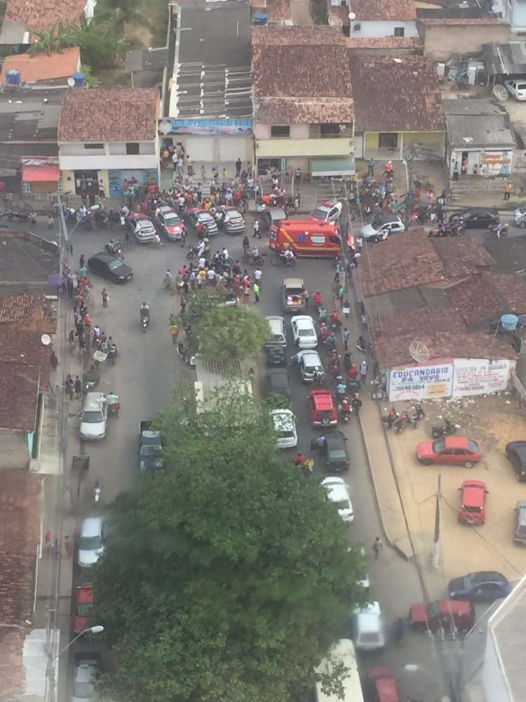 Acidente mobilizou polícia e equipes de resgate