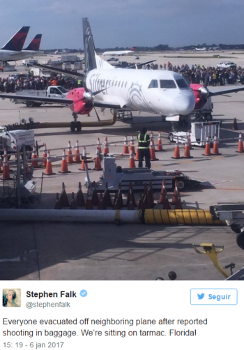 Atirador abre fogo em aeroporto