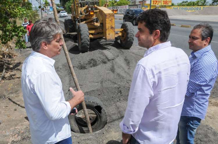 Ib Brêda, Rui Palmeira e Frederico Lins durante vistoria. 