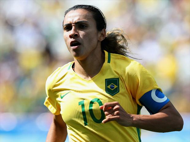 Maior talento da história do futebol feminino brasileiro, Marta agora tem nacionalidade sueca