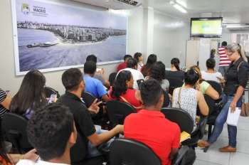 Atendimento no Sine Maceió.