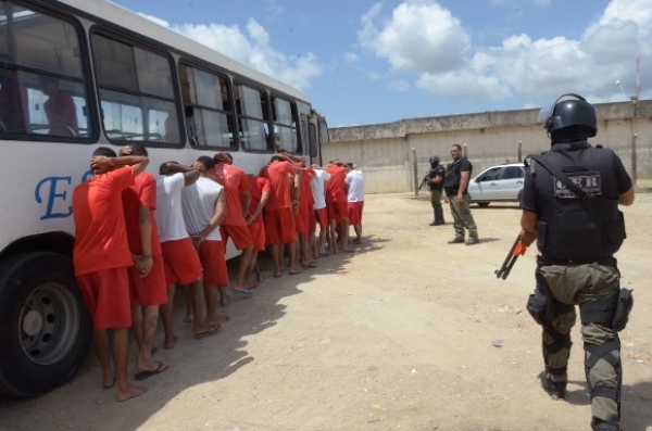 Internos passarão pela triagem para receber atendimento médico e psicossocial nesta segunda-feira (3)