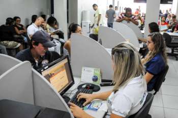 Atendimento no Sine Maceió.