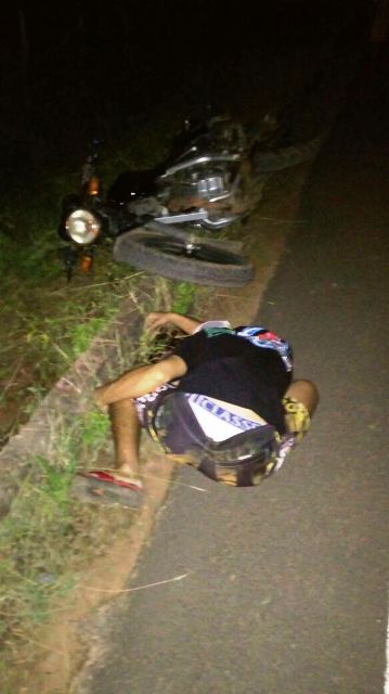 Jovens estavam em motocicleta quando foram assassinados