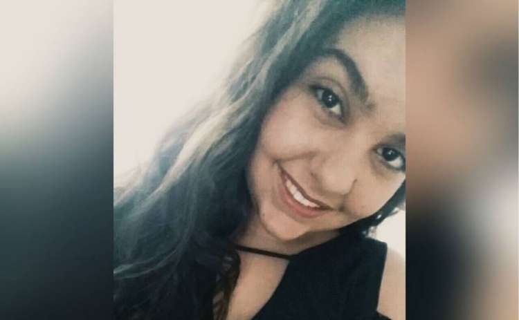 Isadora de Morais, de 14 anos, está internada em hospital após ser baleada por colega em escola Goiânia Goiás 