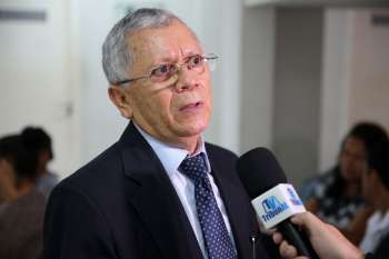 Juiz Paulo Zacarias da Silva, titular do Juizado da Mulher de Maceió. Foto: Caio Loureiro. 