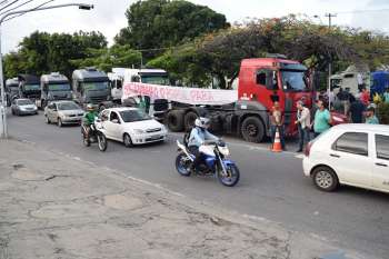 Protesto na Fernandes Lima