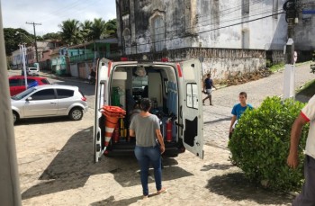 Adolescente é resgatada após afogamento