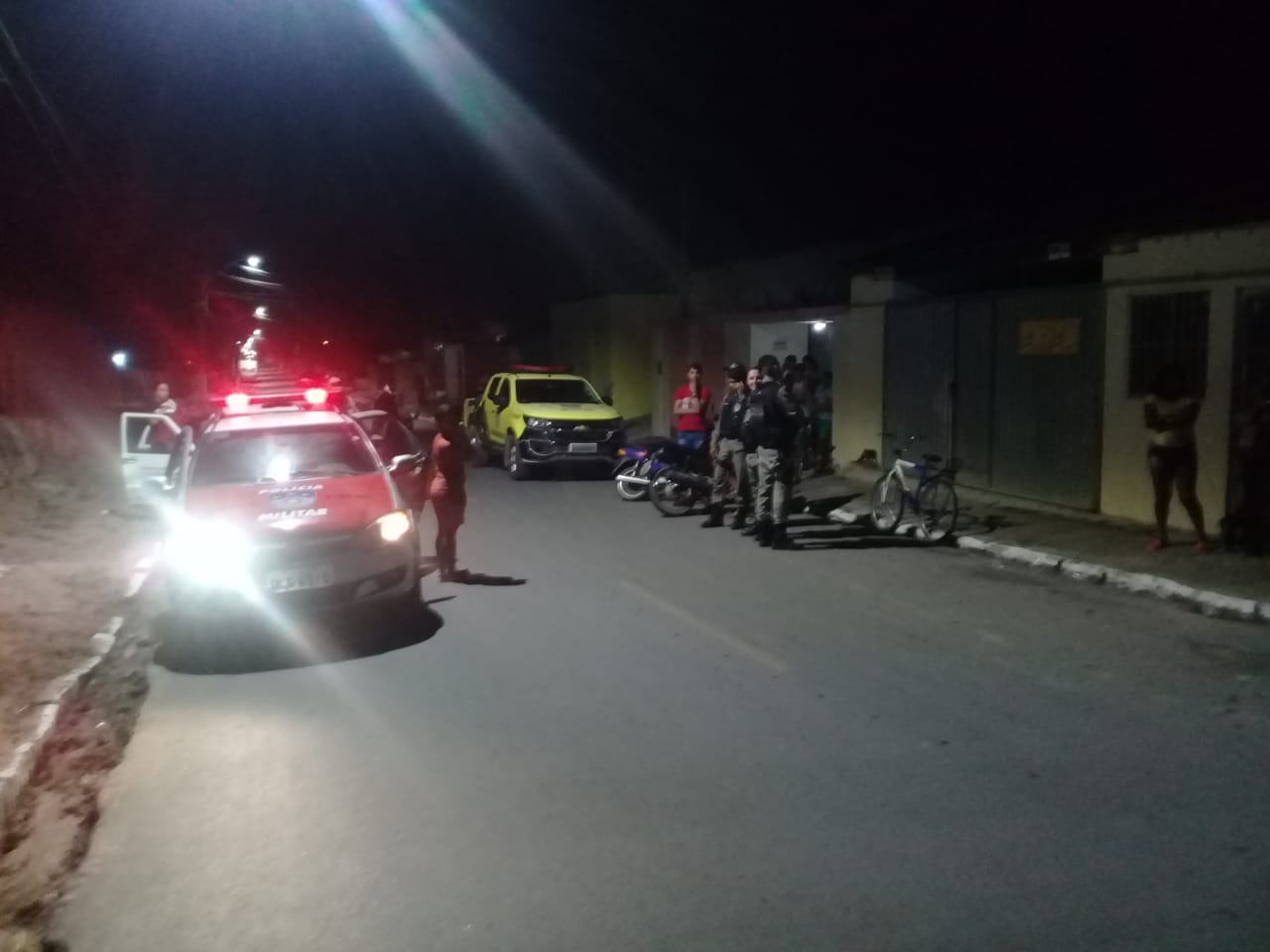 Jovens são flagrados fazendo sexo em quarto de bar e dono é preso acusado  de prostituição infantil - Alagoas 24 Horas: Líder em Notícias On-line de  Alagoas