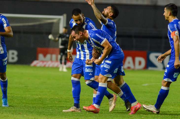 Goleiro Ruan Carneiro deixa o Brusque FC, Esporte