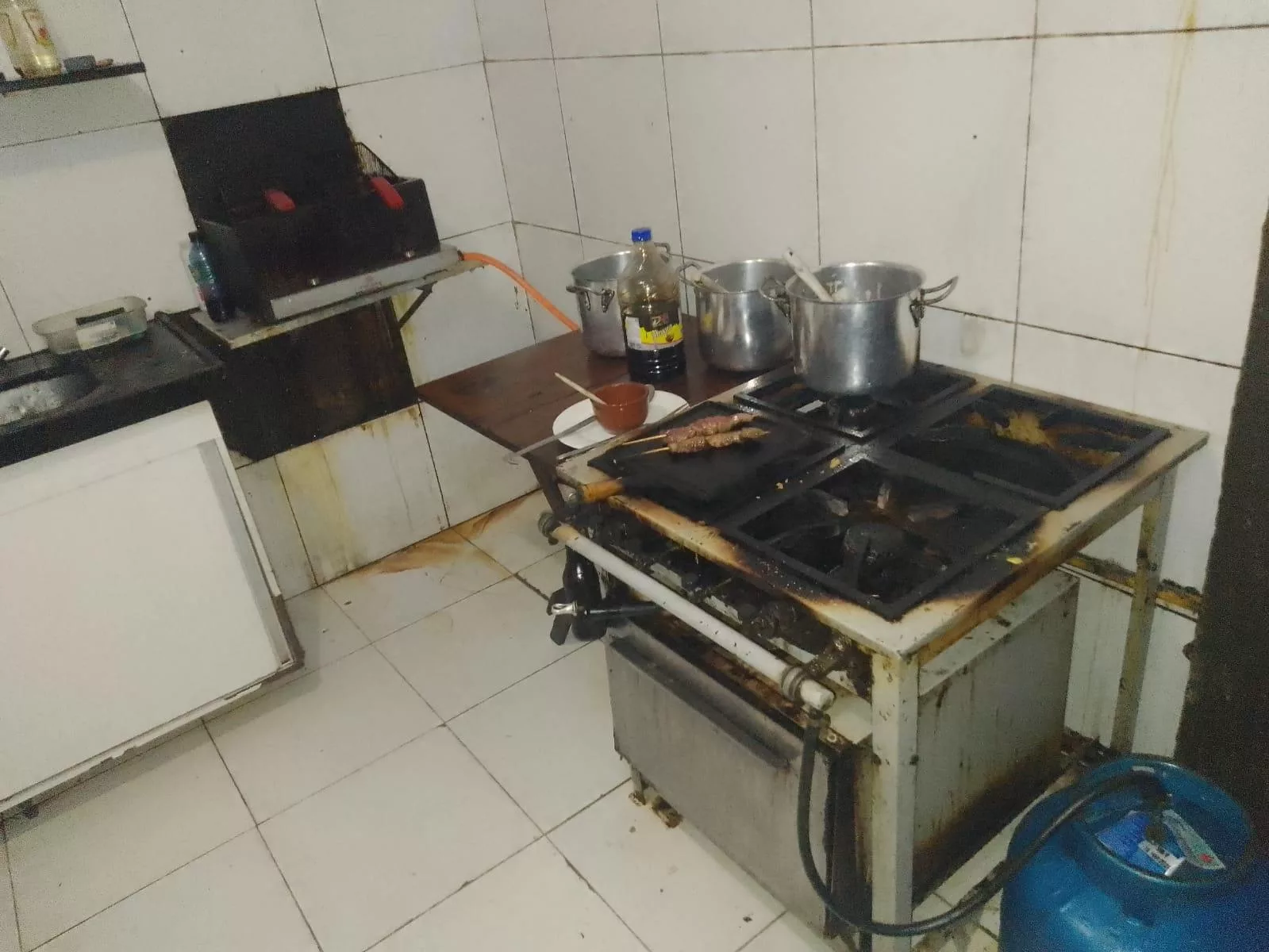 Cozinha de restaurante flagrado em fiscalização