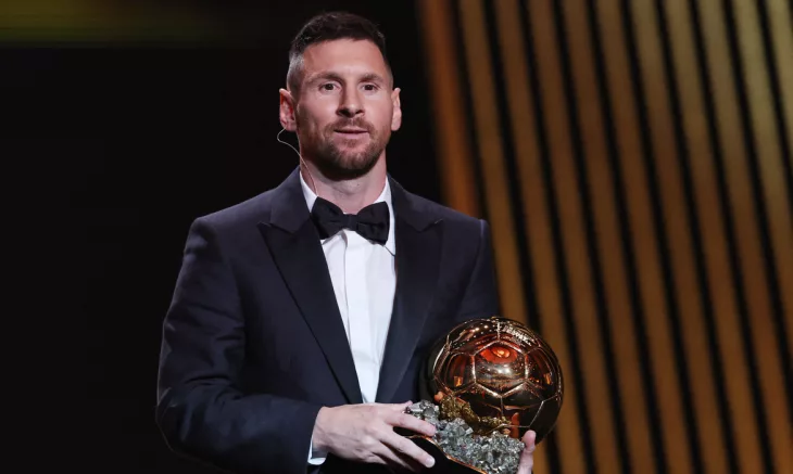 Lewandowski desbanca Messi e é eleito o melhor jogador do mundo