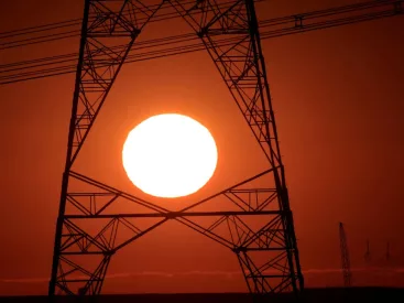 Contas de luz terão bandeira amarela em novembro, informa Aneel