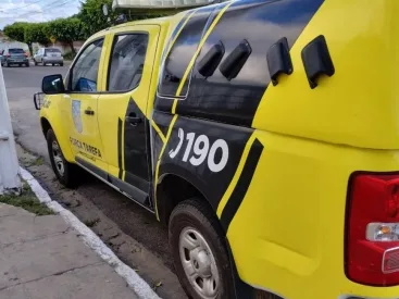 Suspeitos invadem e furtam eletrônicos de loja