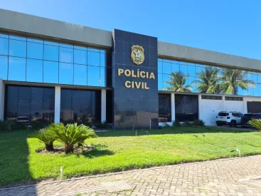 Corregedoria investiga caso de policial que sacou arma em faculdade