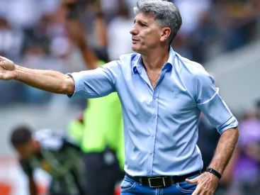 Renato Gaúcho se manifesta e garante foco no Grêmio: 'Não fui procurado pelo Cruzeiro'