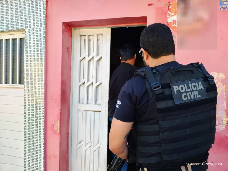 Mulher foi presa por mandar matar duas adolescentes