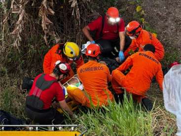 Motociclista caiu em ribanceira no interior de Alagoas