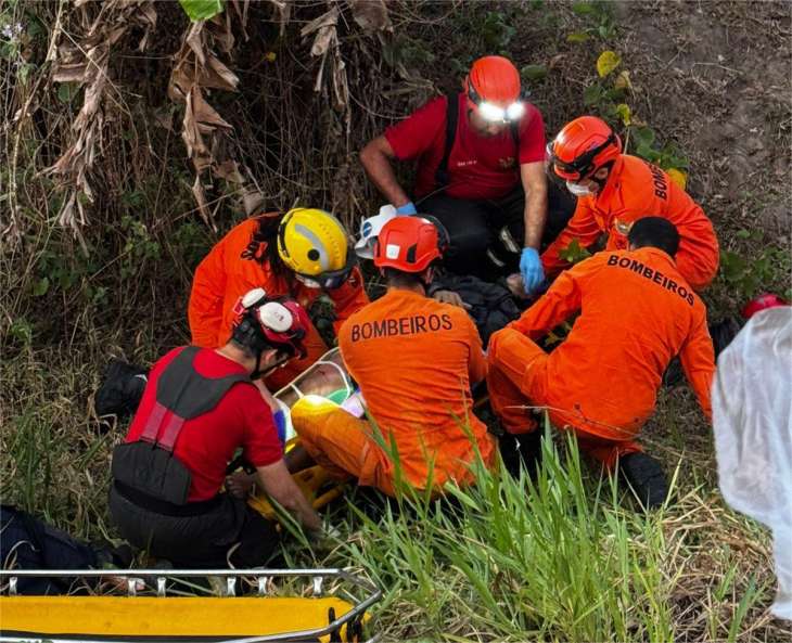 Motociclista caiu em ribanceira no interior de Alagoas